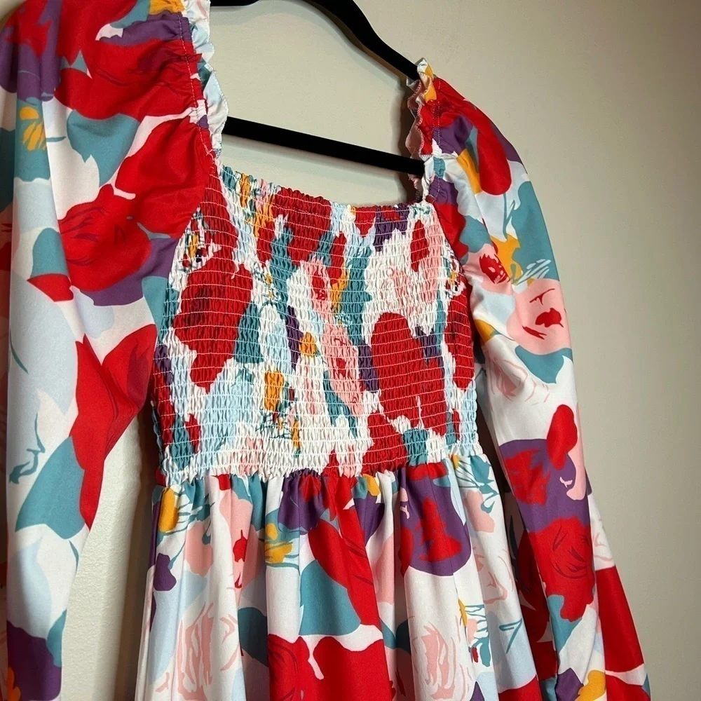 Floral Print Smocked Maxi Dress Size S - Picture 9 of 11